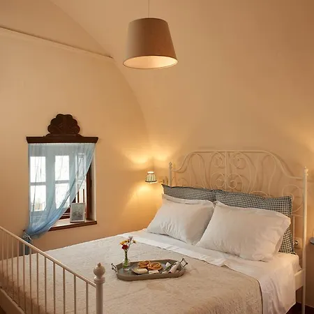 Iris Apartment